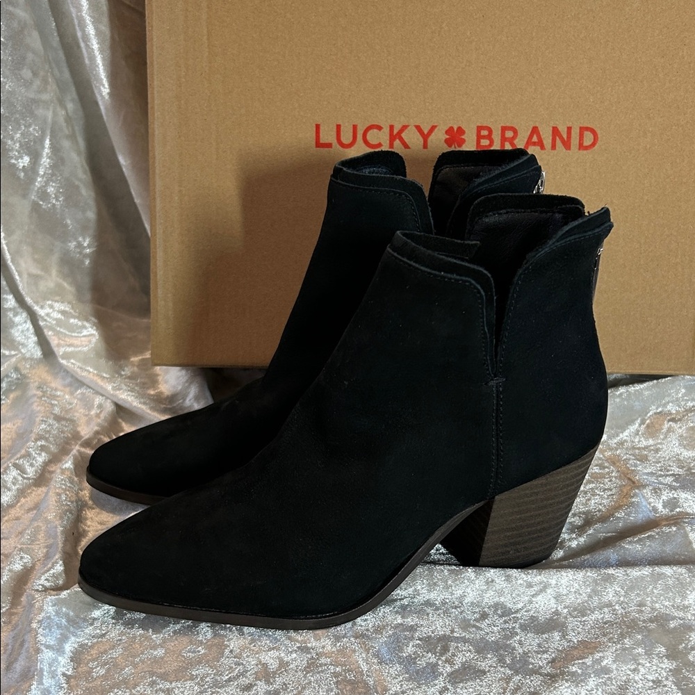 NWT LUCKY BRAND LEATHER ANKLE BOOTS 6M